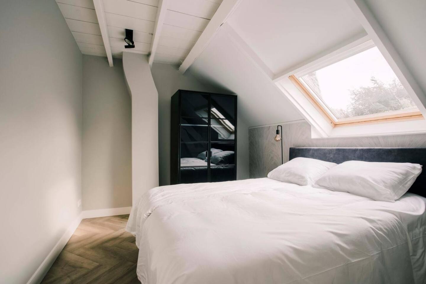 Hotelbed W Aircon At City Villa Tilburg Willem 1 Exterior foto
