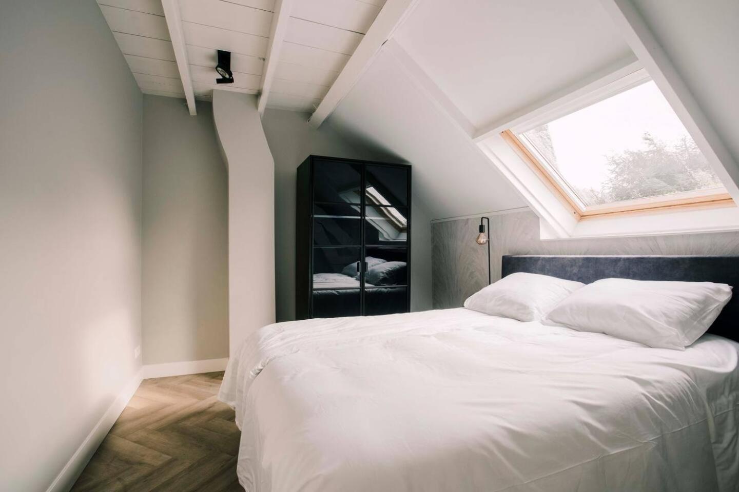Hotelbed W Aircon At City Villa Tilburg Willem 1 Exterior foto